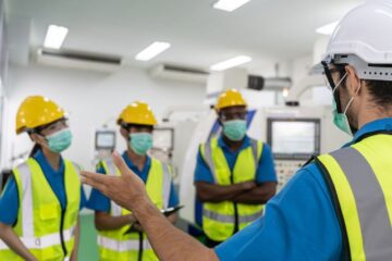 A importância dos treinamentos NR para segurança no trabalho e redução de acidentes na indústria